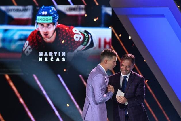 Gala evening to present Golden Stick award for the best Czech Ice hockey, Eishockey player of past season was held in Prague, Czech Republic, on June 23, 2024. On the photo aer seen (L-R) Martin Necas (3rd place) and former goalkeeper Milan Hnilicka. (CTKxPhoto MichaelaxRihova) CTKPhotoP2024062306262  CTKPhotoP2024062306262