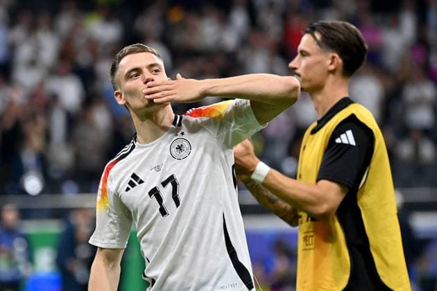 23 06 2024, xjrdrx, European Football Championship 2024, Switzerland Germany emspor, v l jubilation, joy, emotions about the group win at Florian Wirtz German National Football Team DFB DFL DFB REGULATIONS PROHIBIT ANY USE OF PHOTOGRAPHS as IMAGE SEQUENCES and or QUASI VIDEO Frankfurt