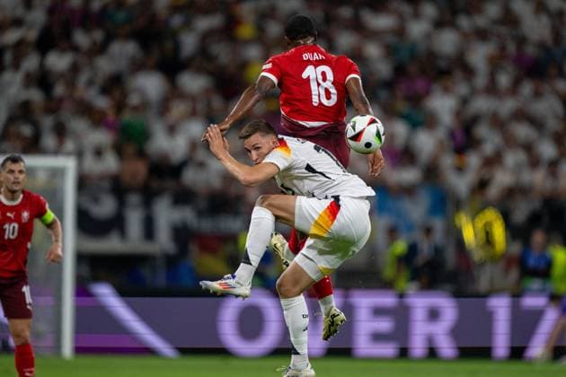 GER, EURO 2024, Group A, Switzerland SUI vs Germany GER 23 06 2024, Frankfurt Arena, Frankfurt, GER, EURO 2024, Group A, Switzerland SUI vs Germany GER In the picture Kwadwo Duah Switzerland SUI, 18 Nico Schlotterbeck Germany GER, 15 in duel, duel, dynamics, action, action, game scene header header duel dynamics, action, action, game scene nordphotoxGmbHxx xDenkinger nph00015