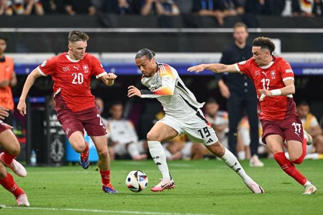 23 06 2024, xscotx, European Football Championship 2024, Switzerland Germany, emspor, v l Michel Aebischer Switzerland, 20 , Leroy Sane Germany, 19 , Ruben Vargas Switzerland, 17 Frankfurt am Main