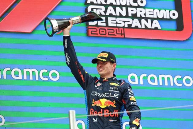 23 06 2024, xrarjax, Motorsport FIA Formula 1, Grand Prix of Spain emspor, v l race Max Verstappen Oracle Red Bull Racing starting number 1 on the podium jubilation joy emotions with the winners cup trophy trophy Barcelona