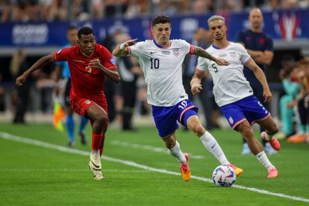 Football, Copa America, USA - Bolivia