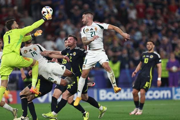 Angus Gunn (Scotland)Barnabas Varga (Hungary)Anthony Ralston (Scotland)Endre Botka (Hungary) during the UEFA EURO, EM, Europameisterschaft,Fussball Germany 2024 match between Scotland 0-1 Hungary at Stuttgart Arena on June 23, 2024 in Stuttgart, Germany. Noxthirdxpartyxsales  (257445121)