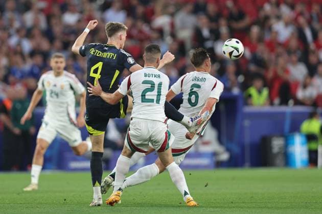 Scott McTominay (Scotland)Endre Botka (Hungary)Willi Orban (Hungary) during the UEFA EURO, EM, Europameisterschaft,Fussball Germany 2024 match between Scotland 0-1 Hungary at Stuttgart Arena on June 23, 2024 in Stuttgart, Germany. Noxthirdxpartyxsales  (257445255)