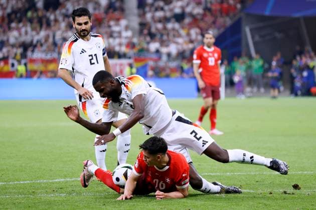 RUEDIGER Antonio Team Deuschland RIEDER Fabian UEFA Fussball EURO 2024 in Deutschland Vorrundenspiel Gruppe A Schweiz Deutschland 1 1 am 23 06 2024 in Frankfurt DFL REGULATIONS PROHIBIT ANY USE OF PHOTOGRAPHS as IMAGE SEQUENCES and or QUASI VIDEO Copyright: xLacixPerenyix