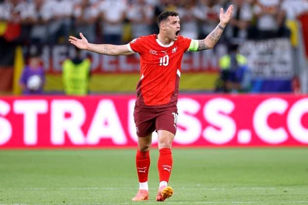 XHAKA Granit Kapitaen Team Schweiz UEFA Fussball EURO 2024 in Deutschland Vorrundenspiel Gruppe A Schweiz Deutschland 1 1 am 23 06 2024 in Frankfurt DFL REGULATIONS PROHIBIT ANY USE OF PHOTOGRAPHS as IMAGE SEQUENCES and or QUASI VIDEO Copyright: xLacixPerenyix