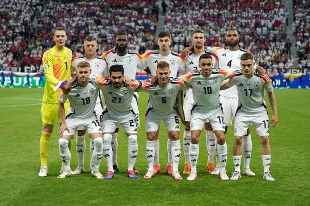EURO 2024, Football, UEFA Euro 2024, European Championship 2024, Group stage, Group A, Switzerland Germany, 23 06 2024, Frankfurtarena , Frankfurt Back row from l Manuel Neuer TW, Toni Kroos, Antonio Rüdiger, Kai Havertz, Robert Andrich, Jonathan Tah, Front from l Maximilian Mittelstädt, Ilkay Gündogan, Joshua Kimmich, Jamal Musiala, Florian Wirtz, all Germany,Team photo Team photo