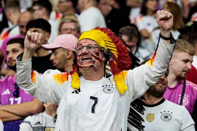 UEFA EURO 2024 Switzerland Germany 23 06 2024 A Germany fan cheers UEFA EURO 2024 Switzerland Germany Frankfurt Arena, Frankfurt on 23 06 2024 Copyright: xBEAUTIFULxSPORTS Wunderlx