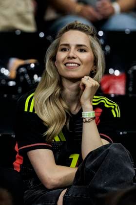 UEFA EURO 2024 Switzerland Germany 23 06 2024 Anika Bissel, wife of Manuel Neuer Germany, 1 UEFA EURO 2024 Switzerland Germany Frankfurt Arena, Frankfurt on 23 06 2024 Copyright: xBEAUTIFULxSPORTS Wunderlx