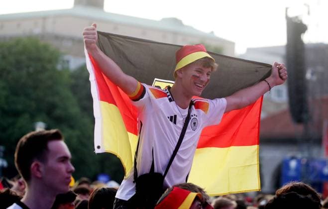 23 06 24 Euro 2024 Festival Stuttgart Germany, Stuttgart, 23 06 2024, Football, UEFA Euro 2024, Stuttgart Schlossplatz Fan Festival Public Viewing
