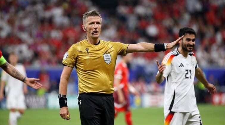 BAU 23 06 2024 Frankfurt European Football Championship 2024 Switzerland vs Germany, referee Daniele Orsato ITA