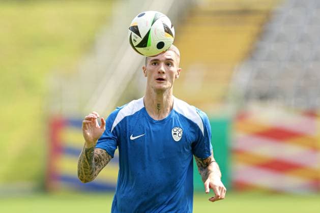 EURO 2024, Nationalteam Slowenien, Training Benjamin Sesko of Slovenia during the training session Slovenia Training, UEFA European Championship, EM, Europameisterschaft 2024, Group C, Football, Stadion am Zoo, Wuppertal, Germany, 24 Jun 2024 EDITORIAL USE ONLY No use with unauthorised audio, video, data, fixture lists, club league logos or live services. Online in-match use limited to 120 images, no video emulation. No use in betting, games or single club league player publications.  Copyright: xPaulxCurrie Shutterstockx 14555190r