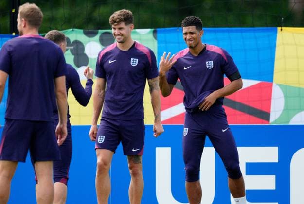 John Stones of England and Jude Bellingham of England England Training, UEFA European Championship, EM, Europameisterschaft 2024, Group C, Football, Spa & Golf Resort Weimarer Land, Blankenhain, Germany, 24 Jun 2024 EDITORIAL USE ONLY No use with unauthorised audio, video, data, fixture lists, club league logos or live services. Online in-match use limited to 120 images, no video emulation. No use in betting, games or single club league player publications. Copyright: xDavexShopland Shutterstockx 14551034al
