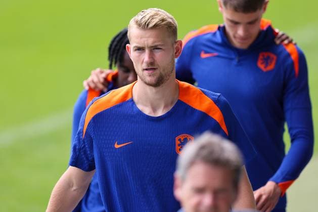 2024-06-24 Training Session Netherlands WOLFSBURG, GERMANY - JUNE 24: Matthijs de Ligt of the Netherlands during a training session prior to the Group D - UEFA EURO, EM, Europameisterschaft,Fussball 2024 match between Netherlands and Austria at AOK Stadium on June 24, 2024 in Wolfsburg, Germany. (Photo by Peter Lous BSR Agency) Wolfsburg Germany Content not available for redistribution in The Netherlands directly or indirectly through any third parties. Copyright: xBSRxAgencyx