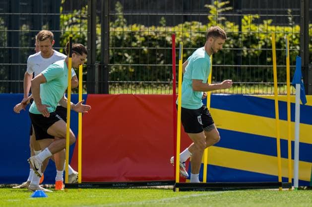 EURO 2024, Nationalteam Österreich, Training SOCCER - UEFA EURO, EM, Europameisterschaft,Fussball 2024 BERLIN,GERMANY,24.JUN.24 - UEFA EURO 2024, group stage, Austria vs Netherlands, preview, training Team AUT. Image shows Marcel Sabitzer and Stefan Posch (AUT).  GEPAxpictures xJohannesxFriedl