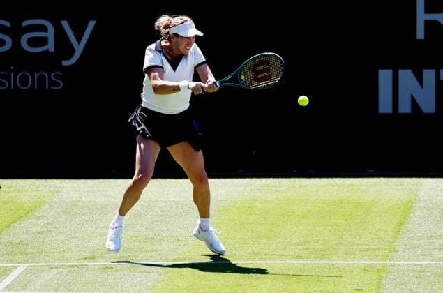 Anastasia Pavlyuchenkova in action during their match. Rothesay International Eastbourne, Day 2, Tennis, Devonshire Park, Eastbourne, UK - 24 June 2024  Copyright: xJamesxMarsh Shutterstockx 14551026l