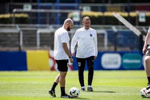 Austria training session, Euro 2024, Berlin Germany Berlin, Germany. 24th, June 2024. Head coach Ralf Rangnick of Austria seen during a MD-1 training session at the Stadion auf dem Wurfplats in Berlin. Berlin Germany  Copyright: xGonzalesxPhoto LassexLagonix