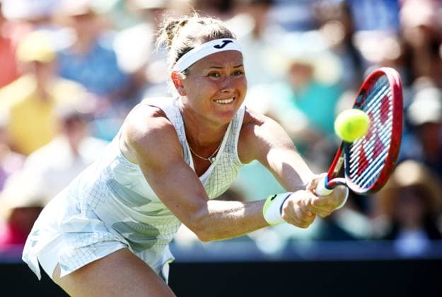 Marie Bouzkova of Czech Republic in action during their match. Rothesay International Eastbourne, Day 2, Tennis, Devonshire Park, Eastbourne, UK - 24 June 2024  Copyright: xJamesxMarsh Shutterstockx 14551026bd