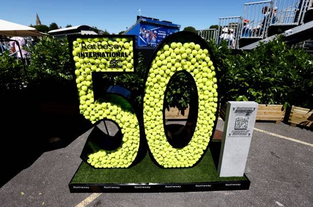Sport Bilder des Tages A 50 sculpture filled with tennis balls to represent the 50th anniversary of the Eastbourne international tournament. Rothesay International Eastbourne, Day 2, Tennis, Devonshire Park, Eastbourne, UK - 24 June 2024  Copyright: xJamesxMarsh Shutterstockx 14551026bo