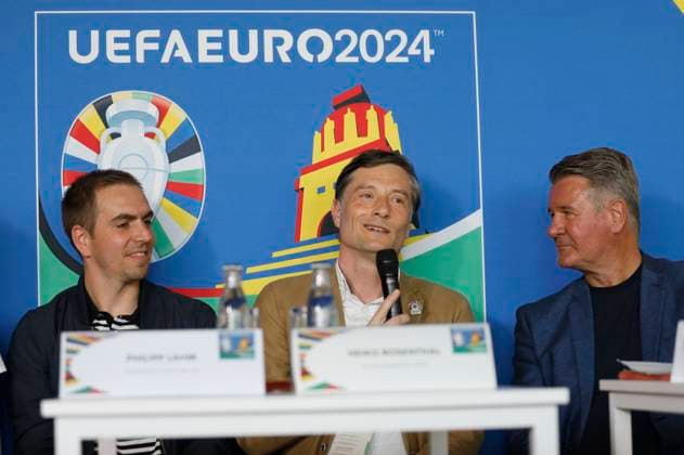 Philipp Lahm, Heiko Rosenthal and Michael Drevenstedt at the media briefing on the interim results of the UEFA EURO 2024 matches in Liepzig at the Leipzig Media Center, 24 06 2024 Foto:xR.xStoffelsx xFuturexImagex uefa_mediengespraech_4606