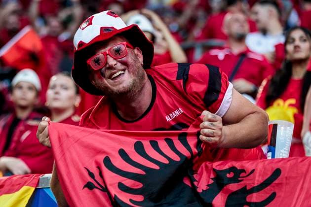 UEFA EURO 2024 Albania Spain 24 06 2024 Impressions of fans in the stands before kick-off UEFA EURO 2024 Albania Spain Arena Düsseldorf, Düsseldorf, on 24 06 2024 Copyright: xBEAUTIFULxSPORTS Meuselx