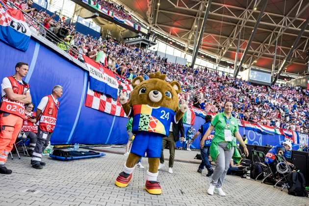 Croatia v Italy, UEFA EURO, EM, Europameisterschaft,Fussball 2024, Leipzig, Germany Leipzig, Germany. 24th, June 2024. The mascot Albärt is ready for the UEFA Euro 2024 match in Group B between Croatia and Italy at Red Bull Arena in Leipzig. Leipzig Germany  Copyright: xGonzalesxPhoto LassexLagonix