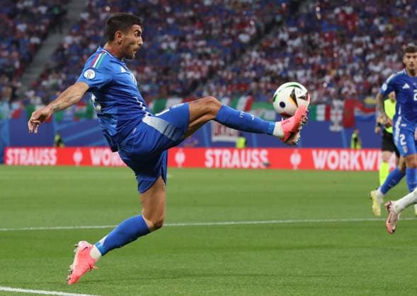 24 06 2024, xtgx, European Football Championship 2024, Croatia Italy emspor, v l Lorenzo Pellegrini Italy UEFA REGULATIONS PROHIBIT ANY USE OF PHOTOGRAPHS as IMAGE SEQUENCES and or QUASI VIDEO Leipzig