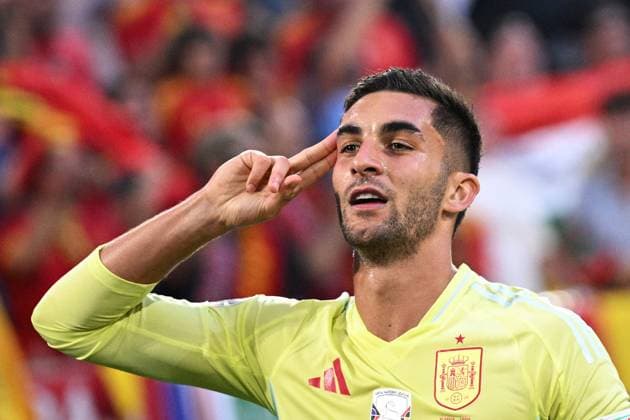 Russia Soccer Euro 2024 Albania - Spain 8715834 24.06.2024 Spain s Ferran Torres celebrates his goal during the UEFA EURO, EM, Europameisterschaft,Fussball 2024 Group B soccer match between Albania and Spain at the Duesseldorf Arena in Duesseldorf, Germany. Alexey Filippov Sputnik Dusseldorf Germany  Copyright: xAlexeyxFilippovx