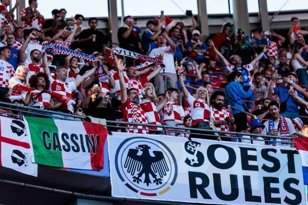 UEFA EURO 2024 Croatia Italy 24 06 2024 Croatian fans sing along in the stadium UEFA EURO 2024 Croatia Italy Leipzig Stadium, Leipzig on 24 06 2024 Copyright: xBEAUTIFULxSPORTS Wunderlx