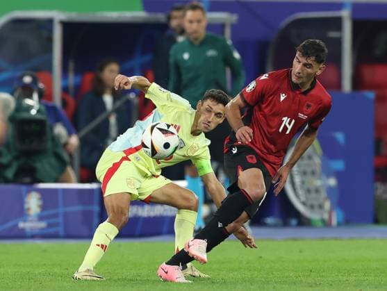 Jesus Navas of Spain and Qazim Laci of Albania challenge for the ball Albania v Spain, UEFA European Championship, EM, Europameisterschaft 2024, Group B, Football, Dusseldorf Arena, Dusseldorf, Germany, 24 Jun 2024 EDITORIAL USE ONLY No use with unauthorised audio, video, data, fixture lists, club league logos or live services. Online in-match use limited to 120 images, no video emulation. No use in betting, games or single club league player publications. Copyright: xPaulxCurrie Shutterstockx 14551058bs