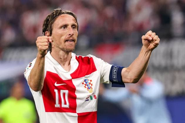 2024-06-24 Croatia v Italy - Group B - UEFA EURO, EM, Europameisterschaft,Fussball 2024 LEIPZIG, GERMANY - JUNE 24: Luka Modric of Croatia celebrates after scoring his teams first goal during the Group B - UEFA EURO 2024 match between Croatia and Italy at Red Bull Arena on June 24, 2024 in Leipzig, Germany. (Photo by Peter Lous BSR Agency) Leipzig Germany Content not available for redistribution in The Netherlands directly or indirectly through any third parties. Copyright: xBSRxAgencyx