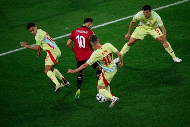 DUESSELDORF, GERMANY - 25 JUNE, 2024: The football match of EURO 2024 Albania vs. Spain at Duesseldorf Arena  Copyright: xVITALIIxKLIUIEVx