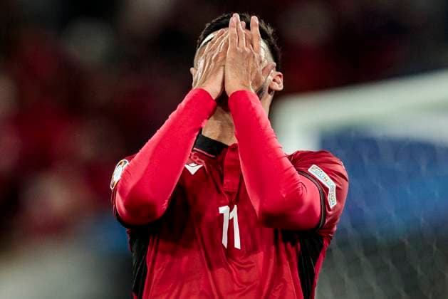 UEFA EURO 2024 Albania Spain 24 06 2024 Armando Broja Albania, 11 is struggling with his missed chance UEFA EURO 2024 Albania Spain Arena Düsseldorf, Düsseldorf, on 24 06 2024 Copyright: xBEAUTIFULxSPORTS Meuselx