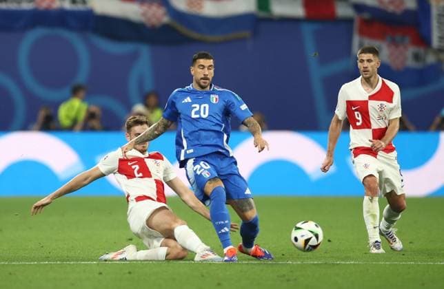 24 06 2024, xtgx, European Football Championship 2024, Croatia Italy emspor, v l UEFA REGULATIONS PROHIBIT ANY USE OF PHOTOGRAPHS as IMAGE SEQUENCES and or QUASI VIDEO Leipzig
