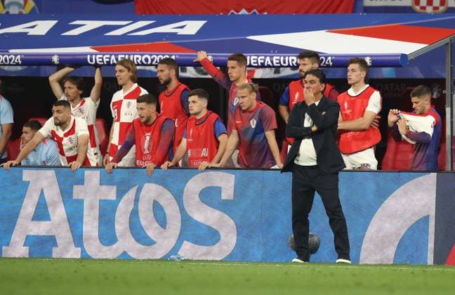 24 06 2024, xtgx, Football EM 2024, Croatia Italy emspor, v l coach coach Zlatko Vlasic Croatia Croatia disappointed, disappointed looking, dissapointed UEFA REGULATIONS PROHIBIT ANY USE OF PHOTOGRAPHS as IMAGE SEQUENCES and or QUASI VIDEO Leipzig