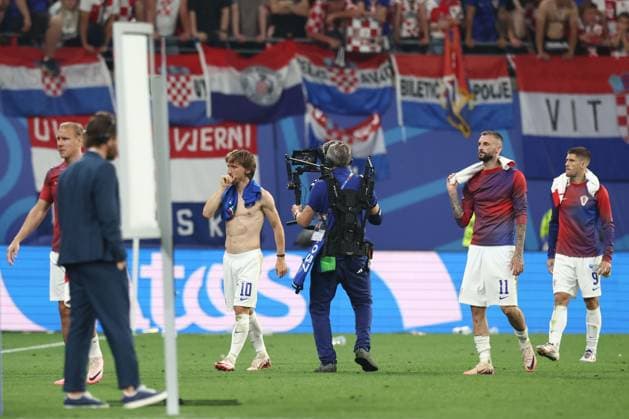 A dejected Luka Modric of Croatia after the full time whistle Croatia v Italy, UEFA European Championship, EM, Europameisterschaft 2024, Group B, Football, Leipzig Stadium, Leipzig, Germany, 24 Jun 2024 EDITORIAL USE ONLY No use with unauthorised audio, video, data, fixture lists, club league logos or live services. Online in-match use limited to 120 images, no video emulation. No use in betting, games or single club league player publications.  Copyright: xMattxWest Shutterstockx 14551036cx