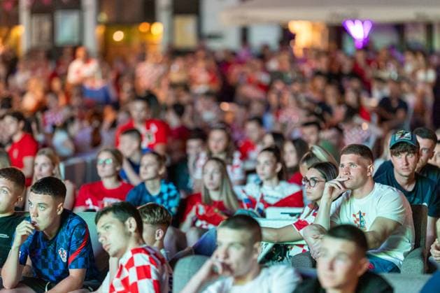 Disappointed fans of Croatia after the match with Italy in Euro 2024 ended in a draw Fans of Croatia are disappointed and sad on June 24, 2024 in Osijek, Croatia after the UEFA EURO, EM, Europameisterschaft,Fussball 2024 football match between Croatia and Italy ended in a draw. Bornaxjaksic PIXSELL