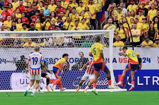 RECORD DATE NOT STATED Copa America USA 2024 Colombia vs Paraguay Daniel Munoz scores his goal 1-0 of Colombia during the game between Colombia and Paraguay as part of the CONMEBOL Copa America USA 2024 group D, at NRG Stadium, on June 24, 2024 in Houston, Texas, United States. HOUSTON TEXAS UNITED STATES  Copyright: xMexSportx 20240624193035_CA_GD_2024_COL_PAR_MUNOZ118
