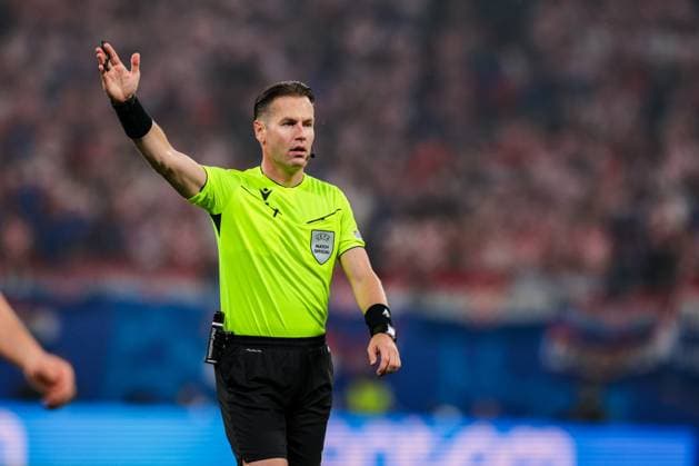 Leipzig: Danny Makkelie referee during UEFA EURO, EM, Europameisterschaft,Fussball 2024 - Croatia vs Italy, UEFA European Football Championship in Leipzig, Germany, June 24 2024 UEFA European Football Championship - UEFA Euro 2024 - Croatia vs Italy  - ZUMAp169 20240624_zsa_p169_638 Copyright: xIPAx