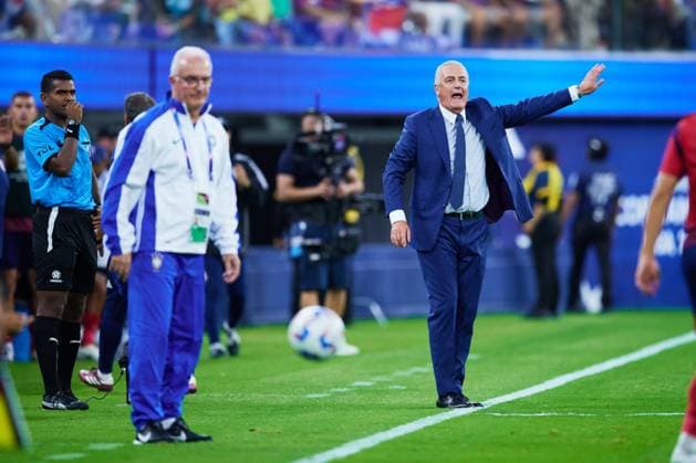 RECORD DATE NOT STATED Copa America USA 2024 Brazil 0-0 Costa Rica Gustavo Alfaro head coach of Costa Rica during the game between Brazil and Costa Rica as part of the CONMEBOL Copa America USA 2024 group D, at SoFi Stadium, on June 24, 2024 in Inglewood, California, United States. INGLEWOOD CALIFORNIA UNITED STATES  Copyright: xJorgexMartinezx 20240624220152_CA_GD_2024_BRA_CRC_ALFARO201