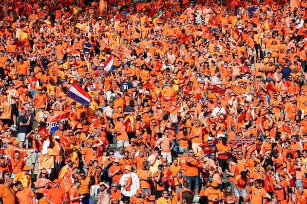 Fans Netherlands, Mood, GER, UEFA Euro 2024, Football men, UEFA EM 2024 Matchday 3, Group D, Netherlands vs Austria, Netherlands vs Austria, 25 06 2024 GER, UEFA Euro 2024, Football men, UEFA EM 2024 Matchday 3, Group D, Netherlands vs Austria, Netherlands vs Austria, 25 06 2024 Berlin Copyright: xEibner-Pressefotox xClaudiusxRauchx EP_CRH