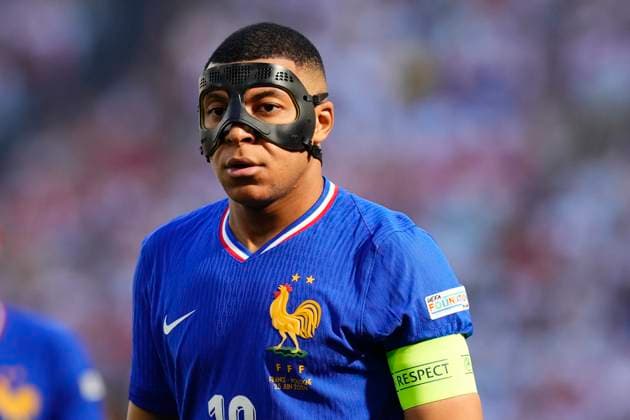 France v Poland: Group D - UEFA EURO, EM, Europameisterschaft,Fussball 2024 Kylian Mbappe centre-forward of France and Real Madrid prior the UEFA EURO 2024 group stage match between France and Poland at Football Stadium Dortmund on June 25, 2024 in Dortmund, Germany. Dortmund Germany  Copyright: xJosexBretonx originalFilename:breton-francevp240625_nppHb.jpg