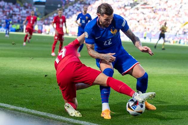 UEFA EURO 2024 France Poland 25 06 2024 Przemyslaw Frankowski Poland, 19 in duel with Theo Hernandez France, 22 UEFA EURO 2024 France Poland BVB Stadion Dortmund, Dortmund, on 25 06 2024 Copyright: xBEAUTIFULxSPORTS Meuselx