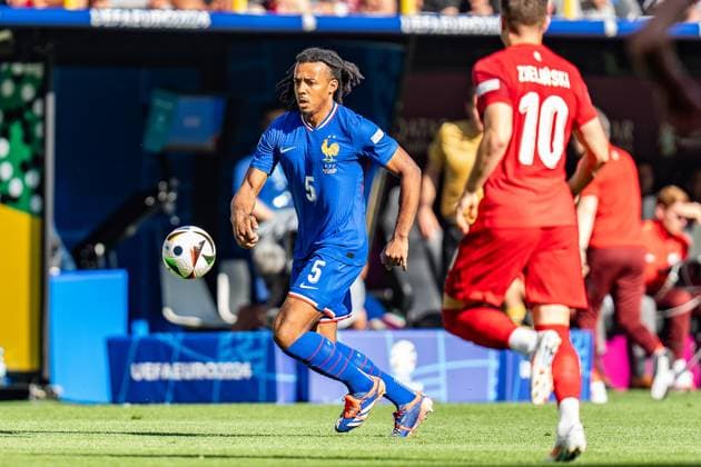 Jules Kounde France, 5 Piotr Zielinski Poland, 10 France vs Poland, Men, Football, Matchday 3, EURO 2024, 25 06 2024, European Championship, Group D France vs Poland, Men, Football, Matchday 3, EURO 2024, 25 06 2024, European Championship, Group D Dortmund Copyright: xEibner-Pressefoto BahhoxKarax EP_FRA