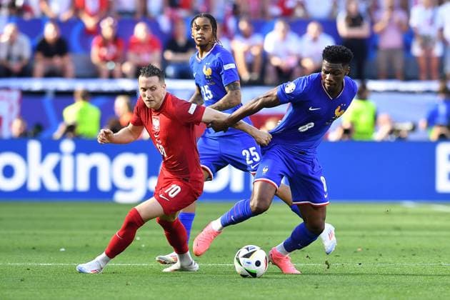 Soccer UEFA EURO 2024 Group Stage 3 Matchday France Poland on 25 06 2024 at BVB Stadion Dortmund in Dortmund Piotr Zielinski Poland , left Aurelien Tchouameni France , right xRx