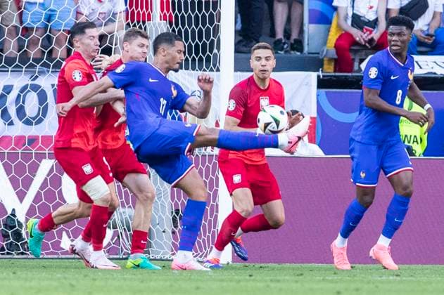 UEFA EURO 2024 France Poland 25 06 2024 William Saliba France, 17 with a chance UEFA EURO 2024 France Poland BVB Stadion Dortmund, Dortmund, on 25 06 2024 Copyright: xBEAUTIFULxSPORTS Meuselx