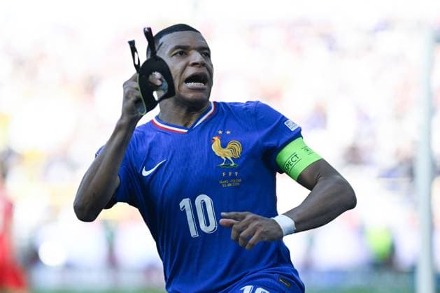 Euro 2024 France Poland on 25 06 2024 at the BVB Stadium in Dortmund Cheering, goal celebration, goal scorer, goal scorer Kylian MbappÃ 10 of France cheers after his goal for 1 0 MT