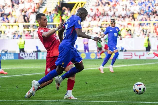 Ousmane DembÃ lÃ France, France, 11 enters the penalty area and is fouled by Jakub Kiwior Poland, Poland, Polska, 14 Penalty Dortmund 25 06 2024 France vs Poland, EURO2024 M32, Group D, EM Arena Dortmund
