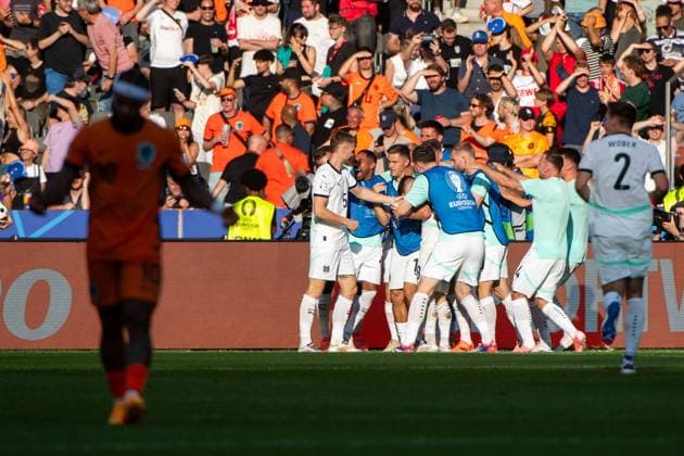 Romano Schmid Austria, 18 and team around Stefan Posch Austria, 05 , Christoph Baumgartner Austria, 19 , Philipp Mwene Austria, 16 celebrate the goal for 1 2, GER, Netherlands NED vs Austria AUT , European Football Championship, UEFA EURO 2024, Group D, Matchday 3, 25 06 2024 GER, Netherlands NED vs Austria AUT , European Football Championship, UEFA EURO 2024, Group D, Matchday 3, 25 06 2024 Berlin Copyright: xEibner-Pressefoto Memmlerx EP_MMR