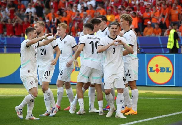 25 06 2024, xtgx, Football EM 2024, Netherlands Austria emspor, v l Marcel Sabitzer Oesterreich celebrate the goal, Der Torjubel zum 3 2 UEFA REGULATIONS PROHIBIT ANY USE OF PHOTOGRAPHS as IMAGE SEQUENCES and or QUASI VIDEO Berlin